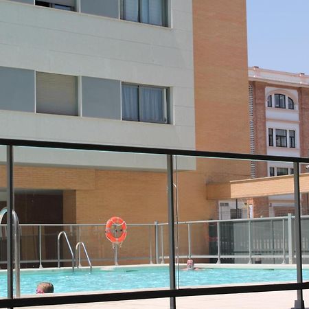Junto Al Mar Apartment Malaga Exterior photo