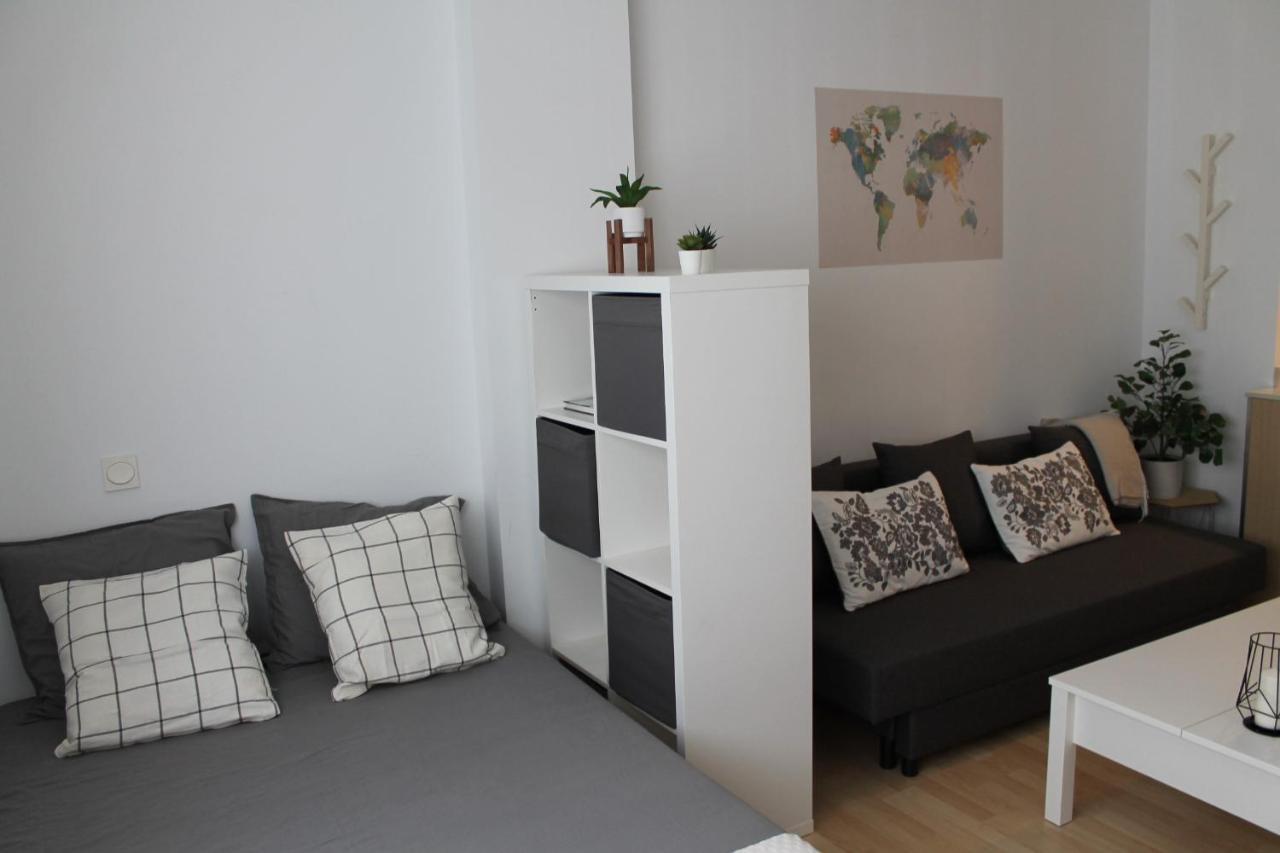 Junto Al Mar Apartment Malaga Exterior photo
